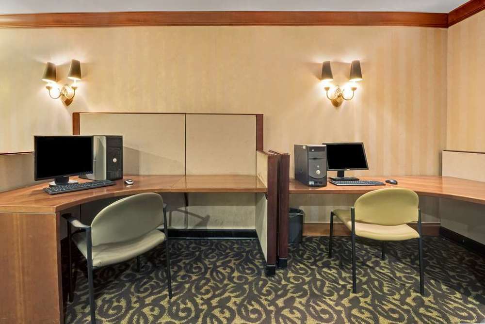 Clarion Hotel Park Central Dallas Einrichtungen foto